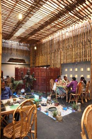 Poompuhar Craft Cafe